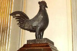 剑桥大学决定将英军抢来的青铜公鸡归还尼日利亚缩略图