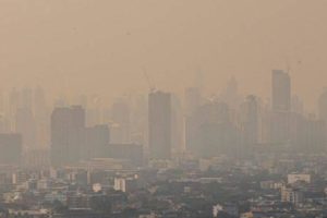 泰国曼谷雾霾持续加重或影响人体健康 学校将停课3天缩略图