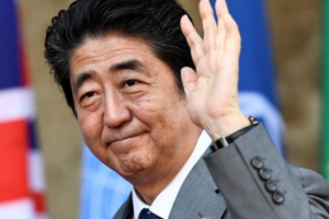 日本评最受欢迎和最讨厌的政治家 结果都是他缩略图