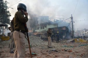 印度德里发生大规模暴力冲突 致7死50伤缩略图