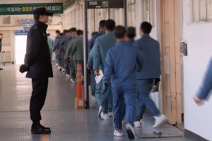 韩国27岁狱警确诊新冠肺炎 系“新天地”教徒缩略图