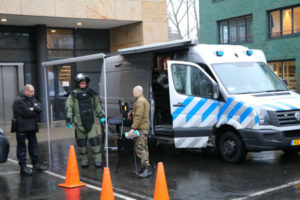 荷兰邮局接连发生爆炸 警方怀疑是邮包炸弹袭击缩略图