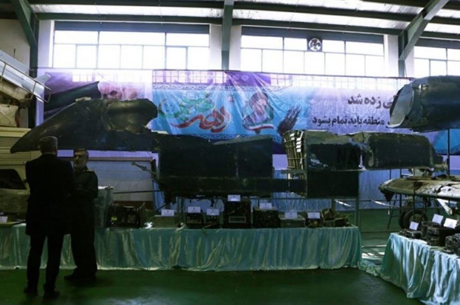 首次！伊朗展示被击落美国无人机完整残骸(图)