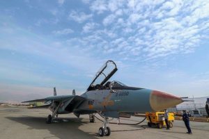 伊朗展示多架大修完工战斗机 古董级F-14再度亮相缩略图