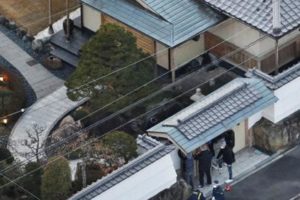 日本山口组二号人物住宅遭枪击 76岁枪手当场被捕缩略图