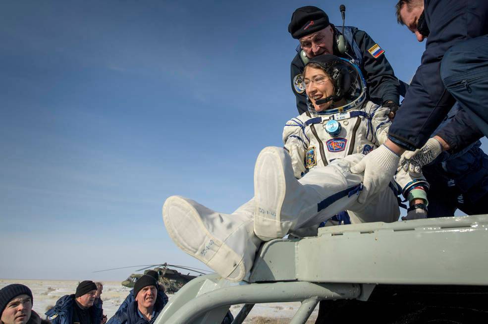 创下女性单飞纪录后 NASA宇航员科赫返回地球