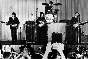 英国殿堂级乐队披头士（The Beatles）首演木制舞台拍卖 估价2万美元缩略图