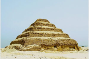 埃及最古老的左塞尔金字塔重开 游客可行地下迷宫缩略图