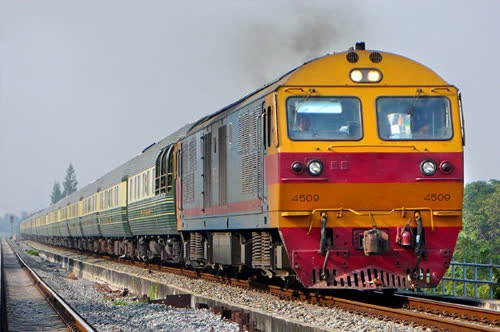 受疫情影响 泰国主要干线铁路商务客运列车暂停运营