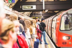 英国伦敦一名地铁驾驶员13日被确诊感染新冠肺炎缩略图