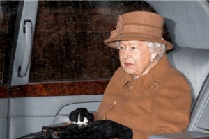 英媒：忧心疫情蔓延 英女王撤离白金汉宫缩略图
