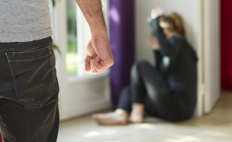 居家令期间洛杉矶地区家庭暴力事件上升20%