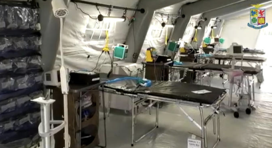 意大利首家帐篷医院在克雷莫纳市正式启用