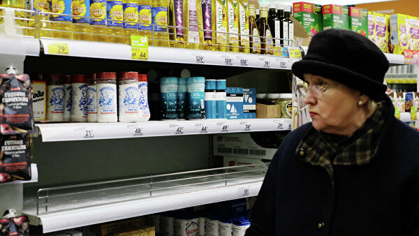实拍疫情下俄罗斯超市：食用盐、荞麦成抢手货