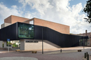 荷兰拉伦一博物馆被盗 梵高一画作失窃缩略图