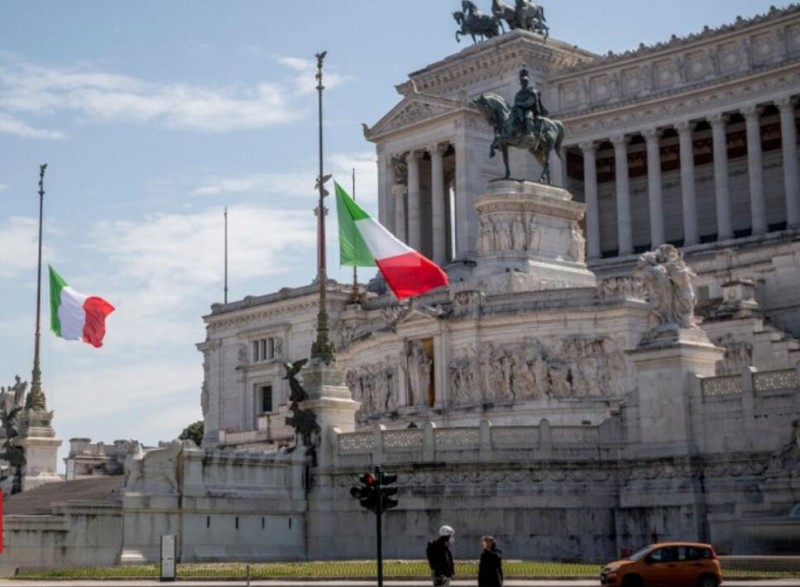 意大利全国降半旗 向新冠肺炎疫情逝者默哀一分钟