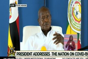 乌干达总统就疫情防控、蝗虫问题发表电视讲话缩略图