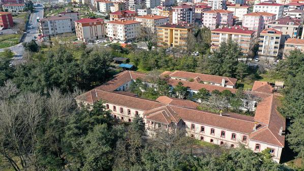 伊斯坦布尔拟修复废弃军事医院收治新冠肺炎患者