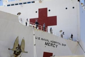美国海军医疗船“仁慈号”一水手确诊新冠肺炎缩略图