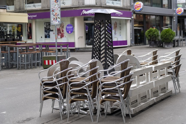 瑞士餐饮业每月损失达182亿人民币 重开日期尚未确定