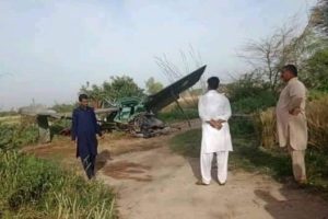 巴基斯坦一架军机坠毁缩略图