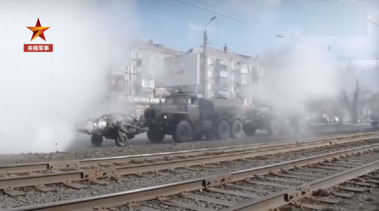 俄罗斯战“疫”够硬核：战斗机发动机改装消毒车！