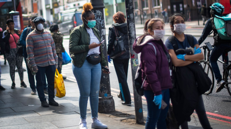 英国：健康专家呼吁在公共场合使用口罩