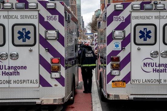 纽约市新增死亡病例数超3700，累计死亡人数过万