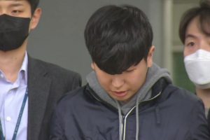年仅18岁！韩国“N号房”共犯被公开示众 连声道歉缩略图