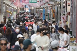 日媒：东京一日新增107例 但商店街拥挤状况一如往常缩略图
