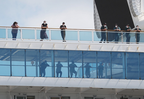美国“珊瑚公主”号邮轮上仍有至少90名乘客滞留