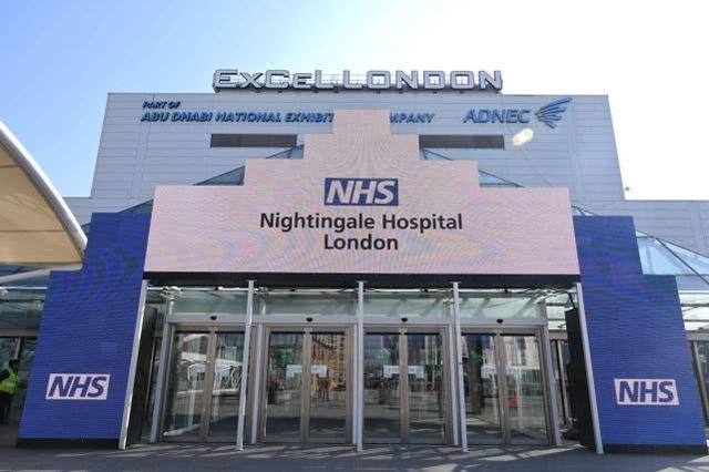 英国版“火神山”医院可放4000张病床却只收41名患者
