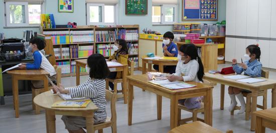 韩国首尔一幼儿园学生确诊 原计划2天后全面复课